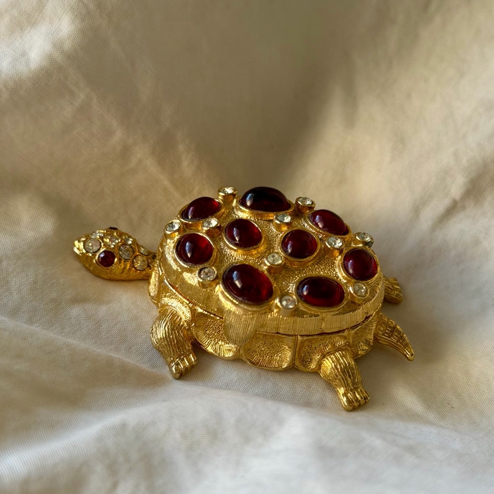 Vintage FLORENZA Gold Turtle Trinket Box - Picture 12 of 13